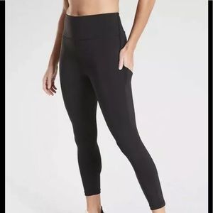 Athleta ultimate stash pocket 7/8 black XS NWT